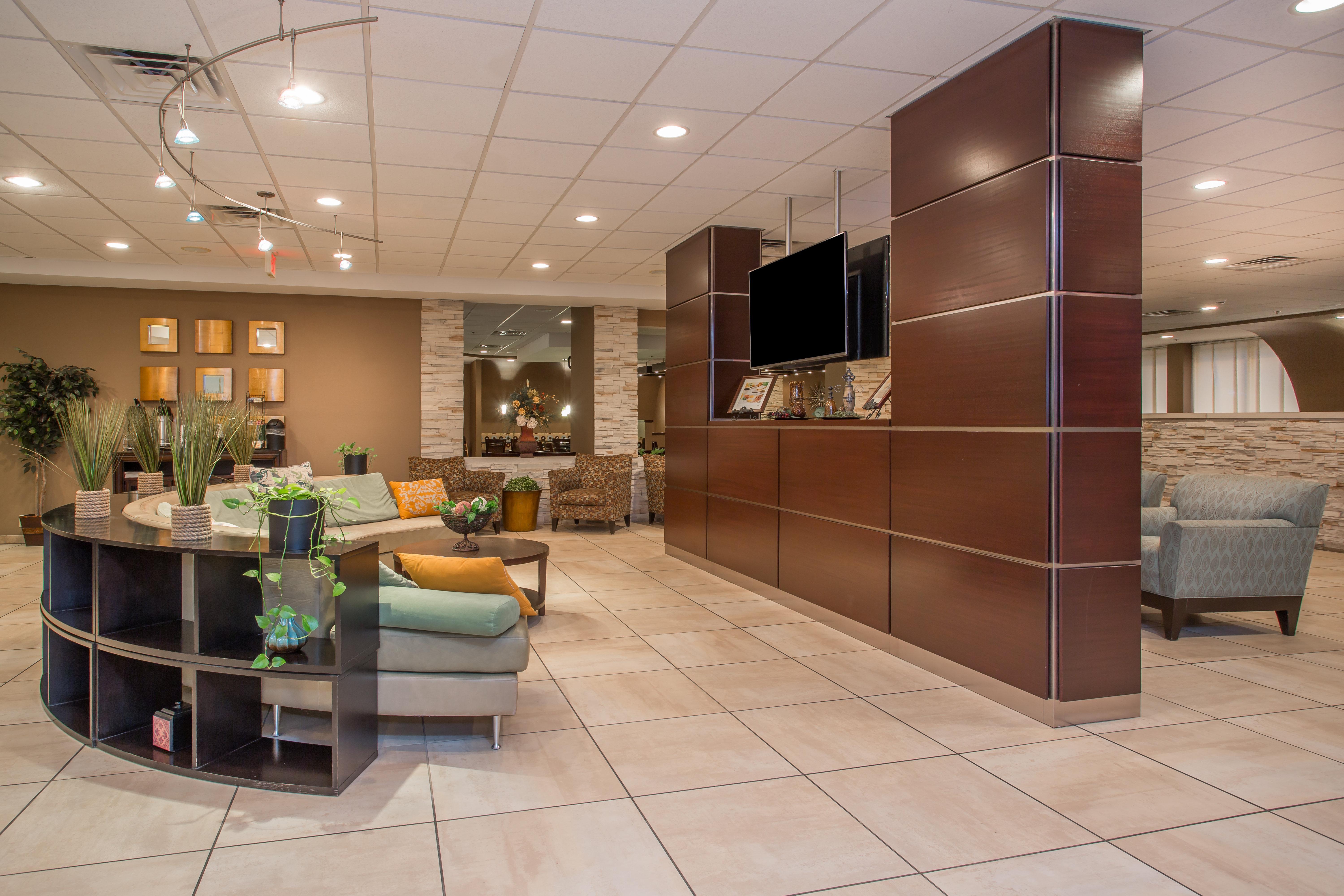 Holiday Inn Bloomington-University Area By Ihg Exterior photo