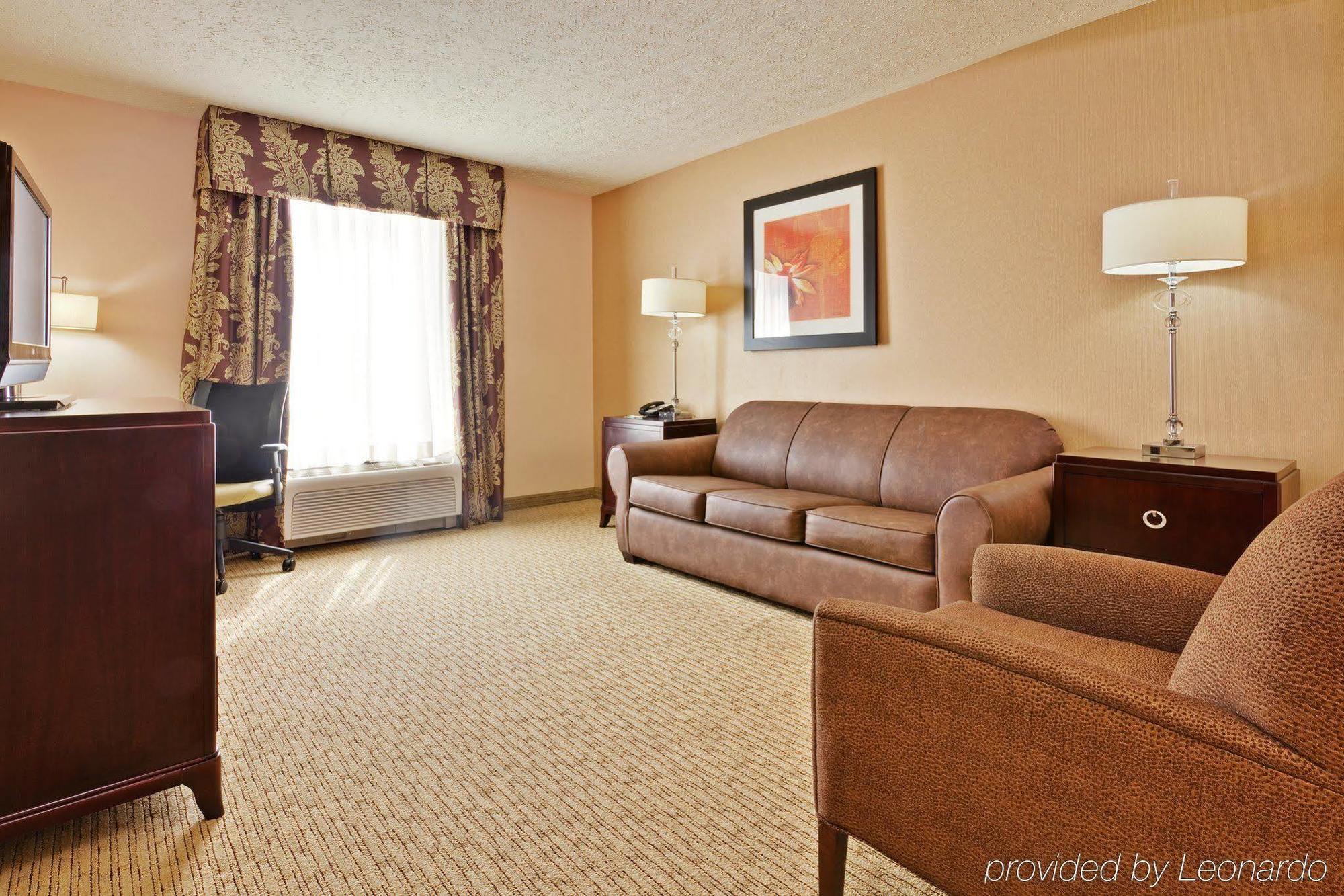 Holiday Inn Bloomington-University Area By Ihg Room photo