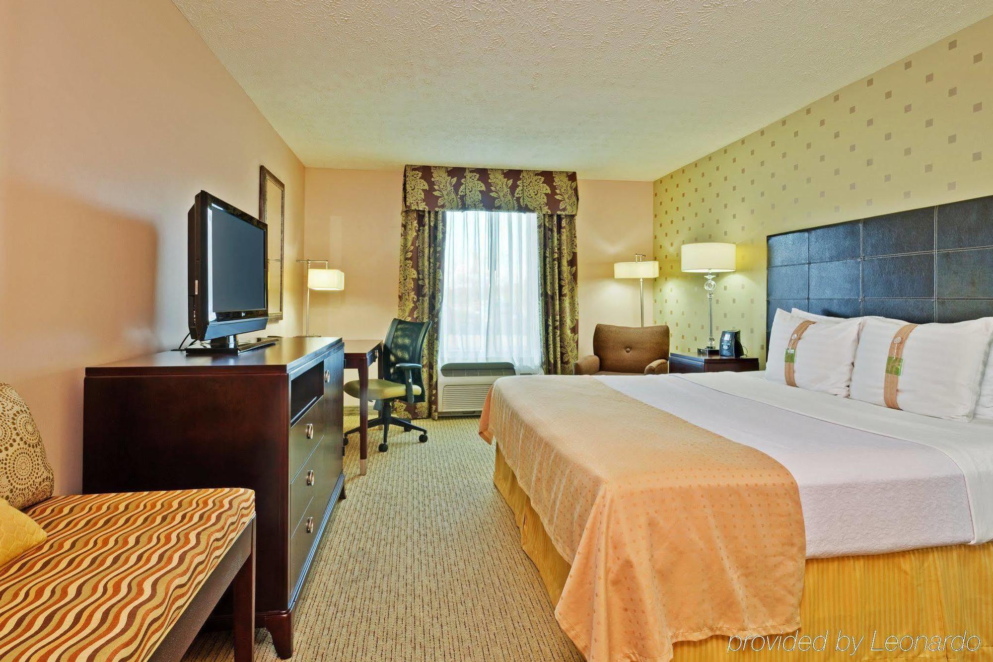 Holiday Inn Bloomington-University Area By Ihg Room photo